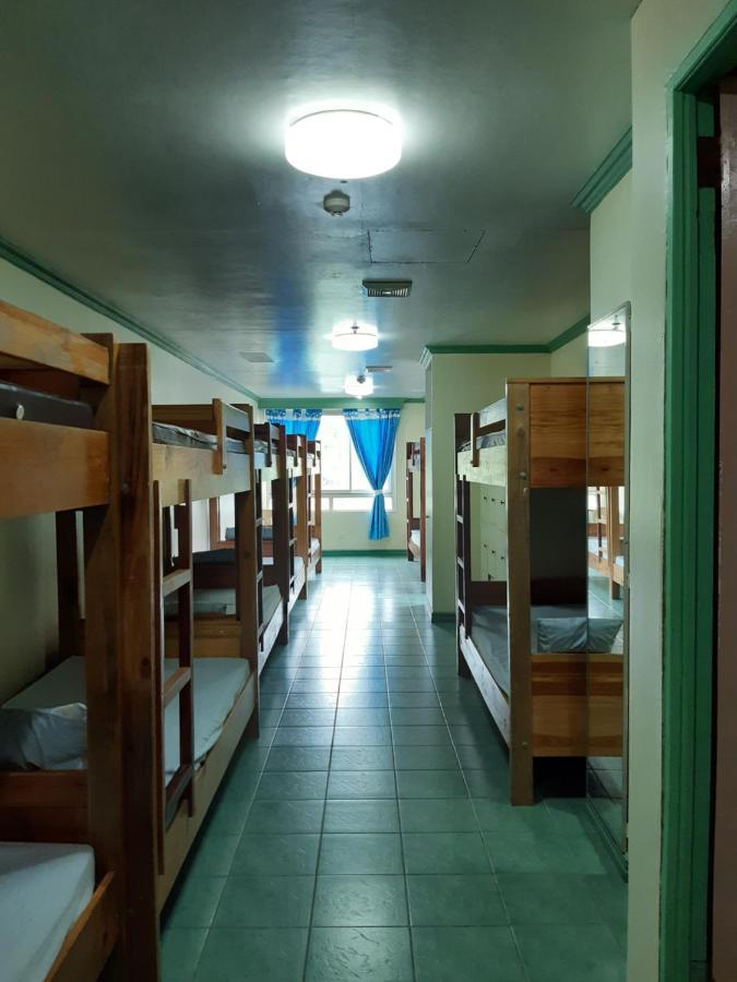 באגויו Oyo 765 Ibay Zion Hotel מראה חיצוני תמונה