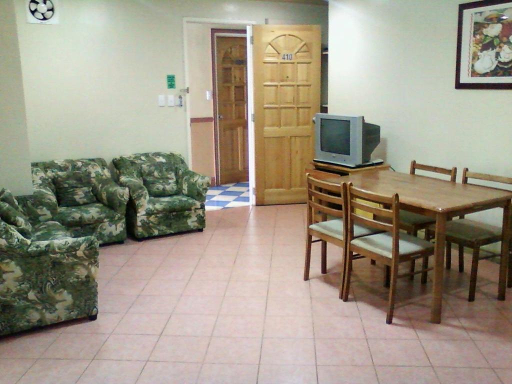 באגויו Oyo 765 Ibay Zion Hotel חדר תמונה