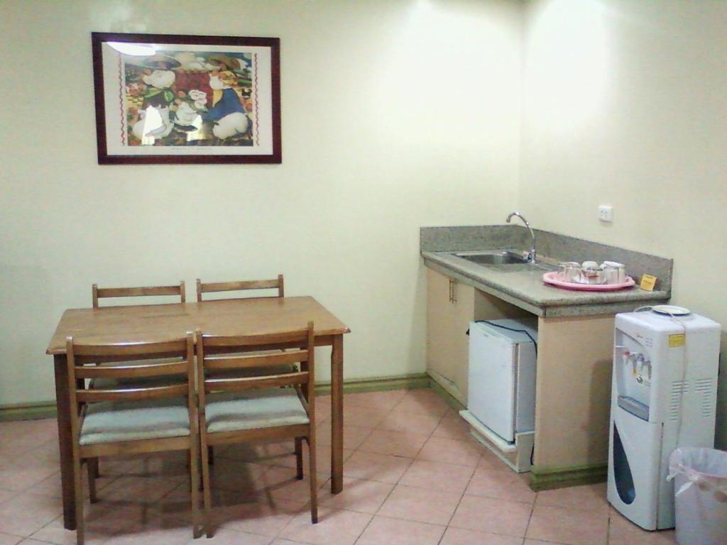 באגויו Oyo 765 Ibay Zion Hotel מראה חיצוני תמונה